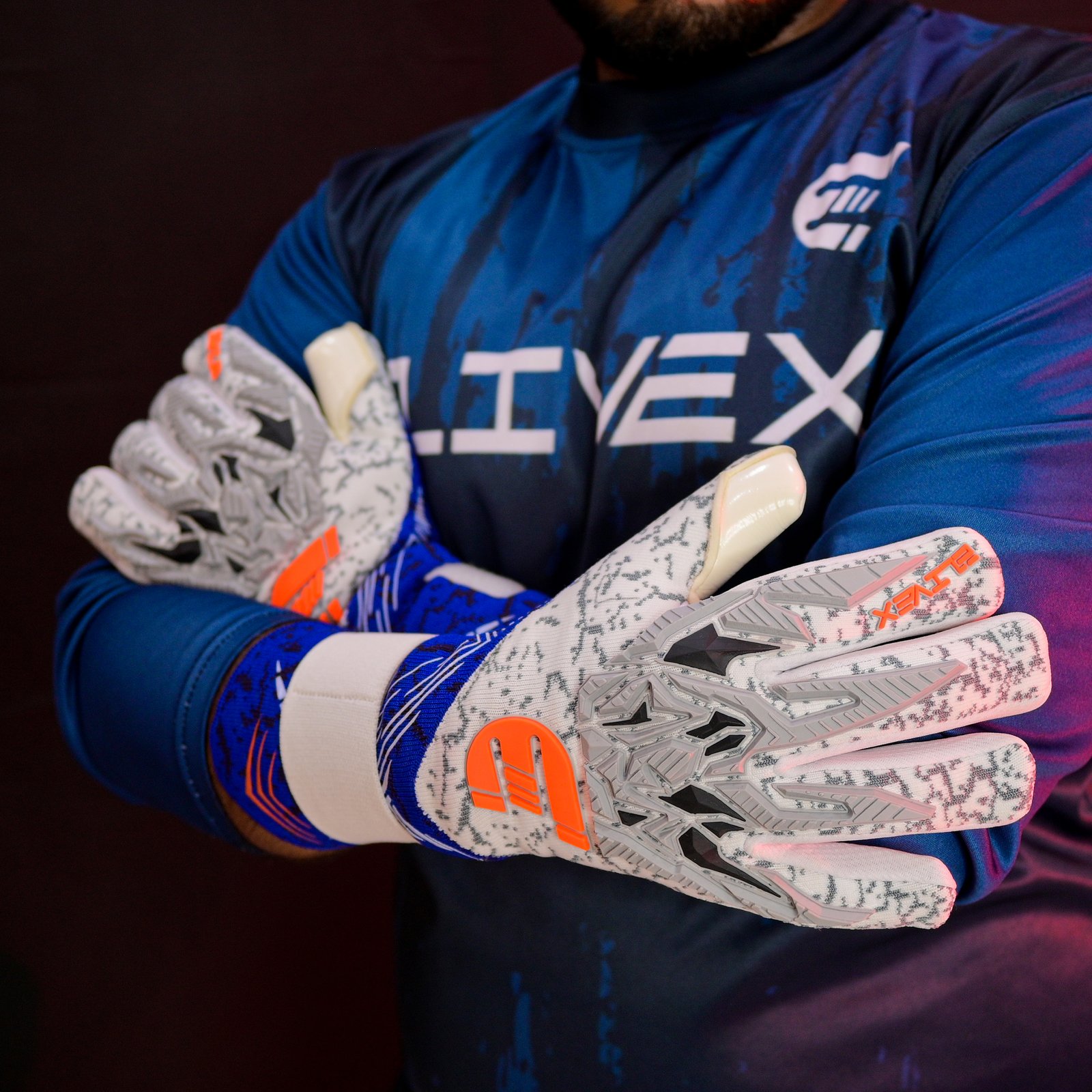 Aqua Flex Elite glove detail